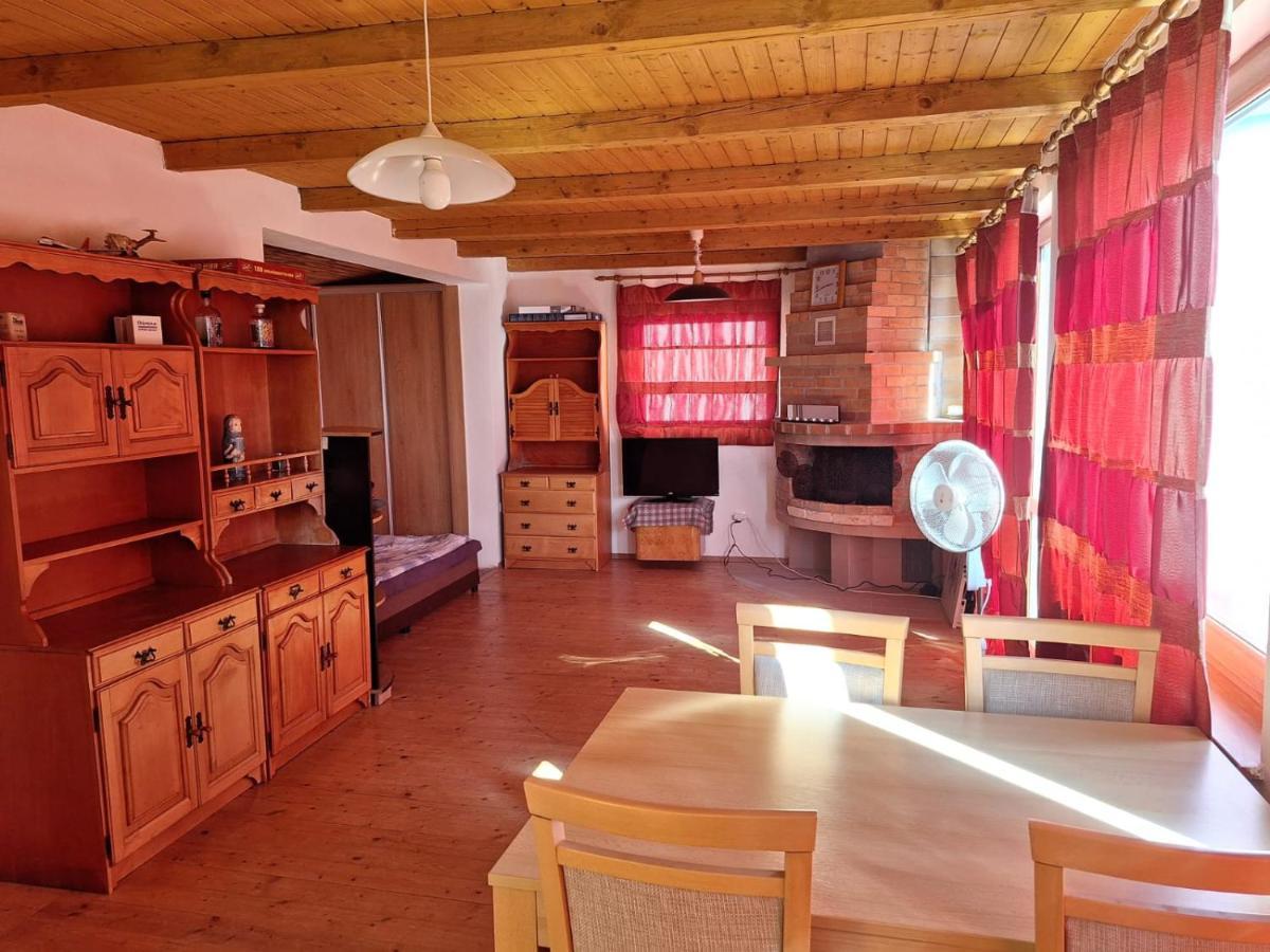 Sunset House Piestany Bungalow Banka Exterior foto